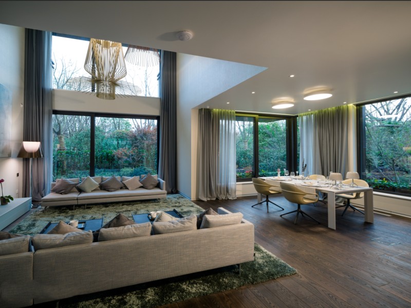 在設(shè)計師的工作中，客戶都有一定的知識水平