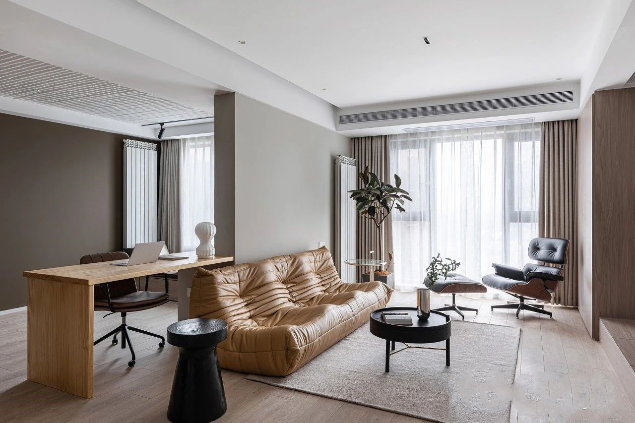 在設(shè)計(jì)師的工作中，客戶都有一定的知識(shí)水平