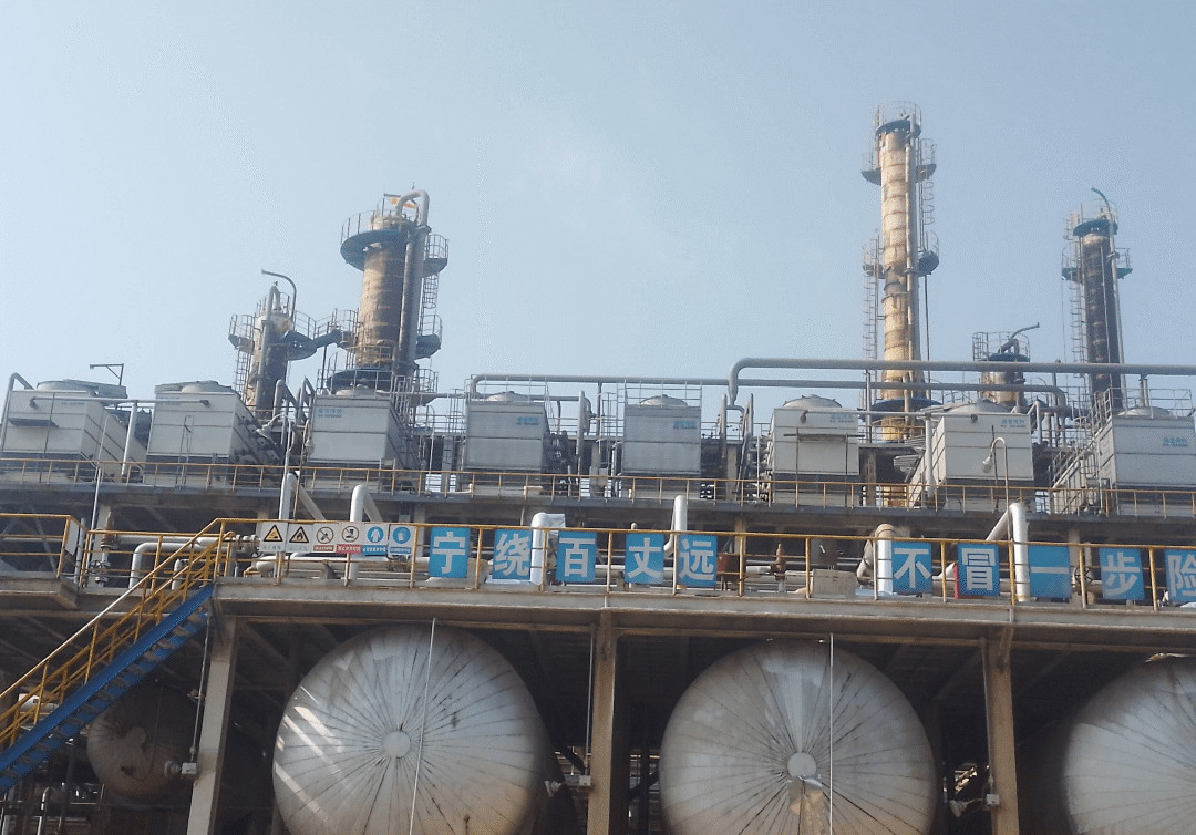 在設(shè)計(jì)師的工作中，客戶都有一定的知識(shí)水平