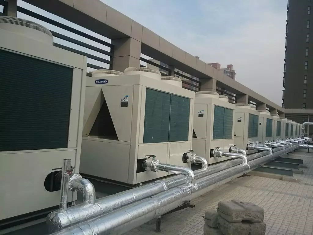 在設(shè)計(jì)師的工作中，客戶都有一定的知識水平