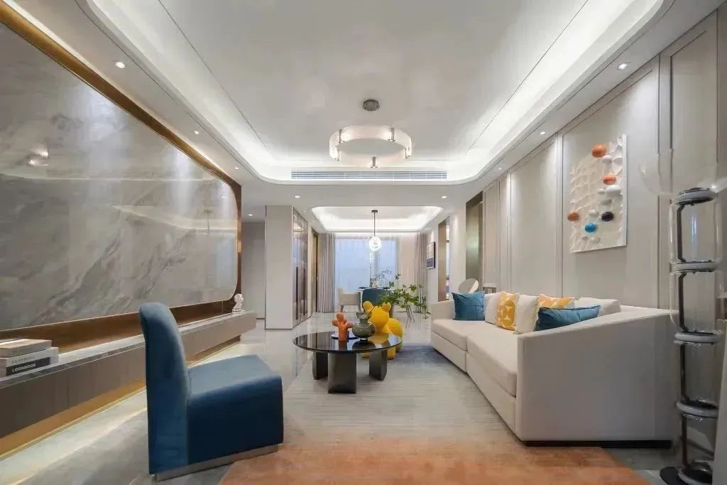 在設(shè)計(jì)師的工作中，客戶都有一定的知識水平