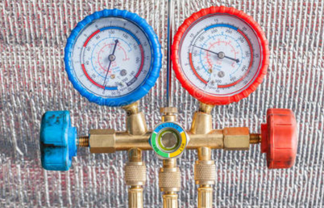 在設(shè)計師的工作中，客戶都有一定的知識水平